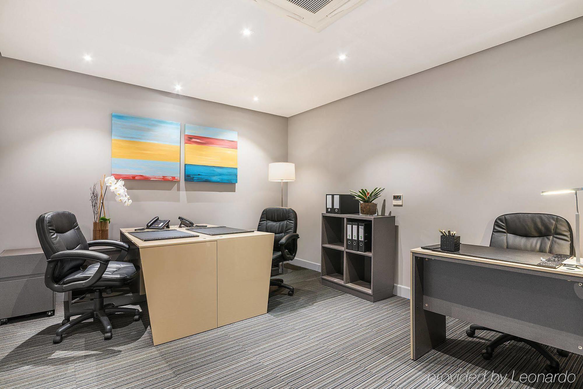 Ascott Bonifacio Global City Manila Taguig Esterno foto